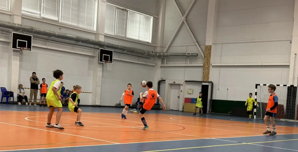 🏆 «Кожаный мяч» в ФОКе "Энергия" в самом разгаре!